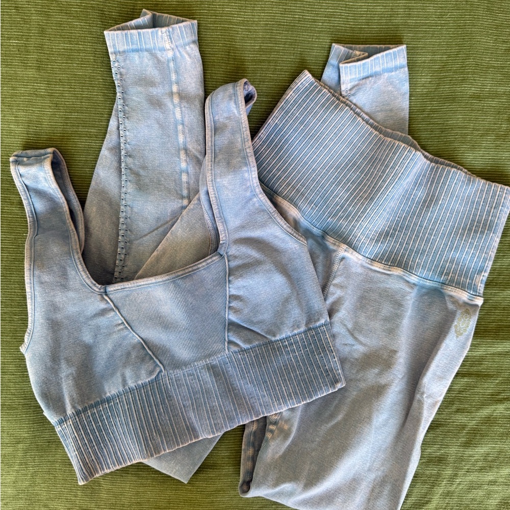 FP Movement by Free People Blue Leggings and Top Set